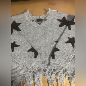Fringed Gray Sweater with Black Star Accents
